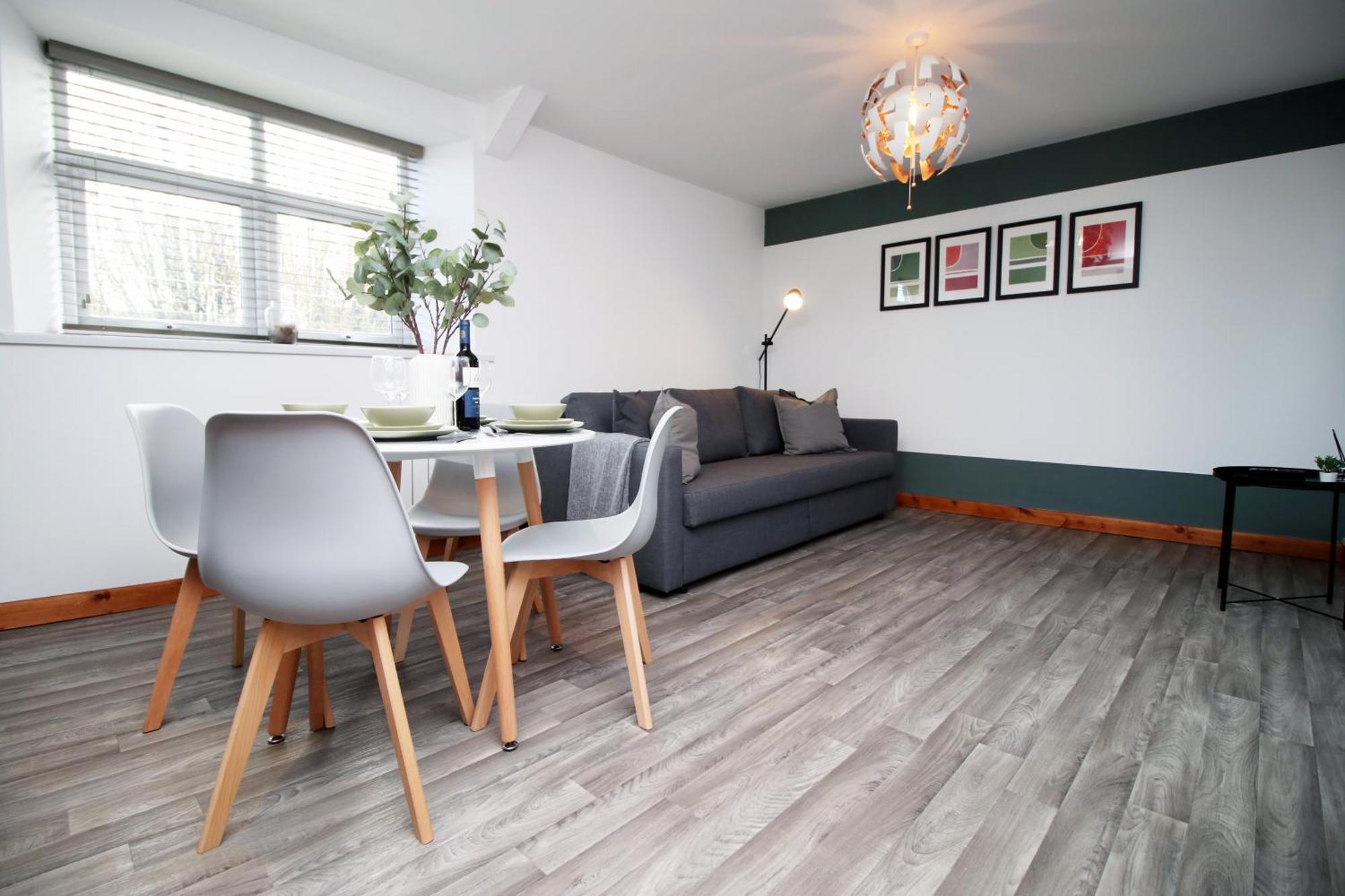 Fully Equipped Kitchen, Parking, City Centre Свонсі Екстер'єр фото