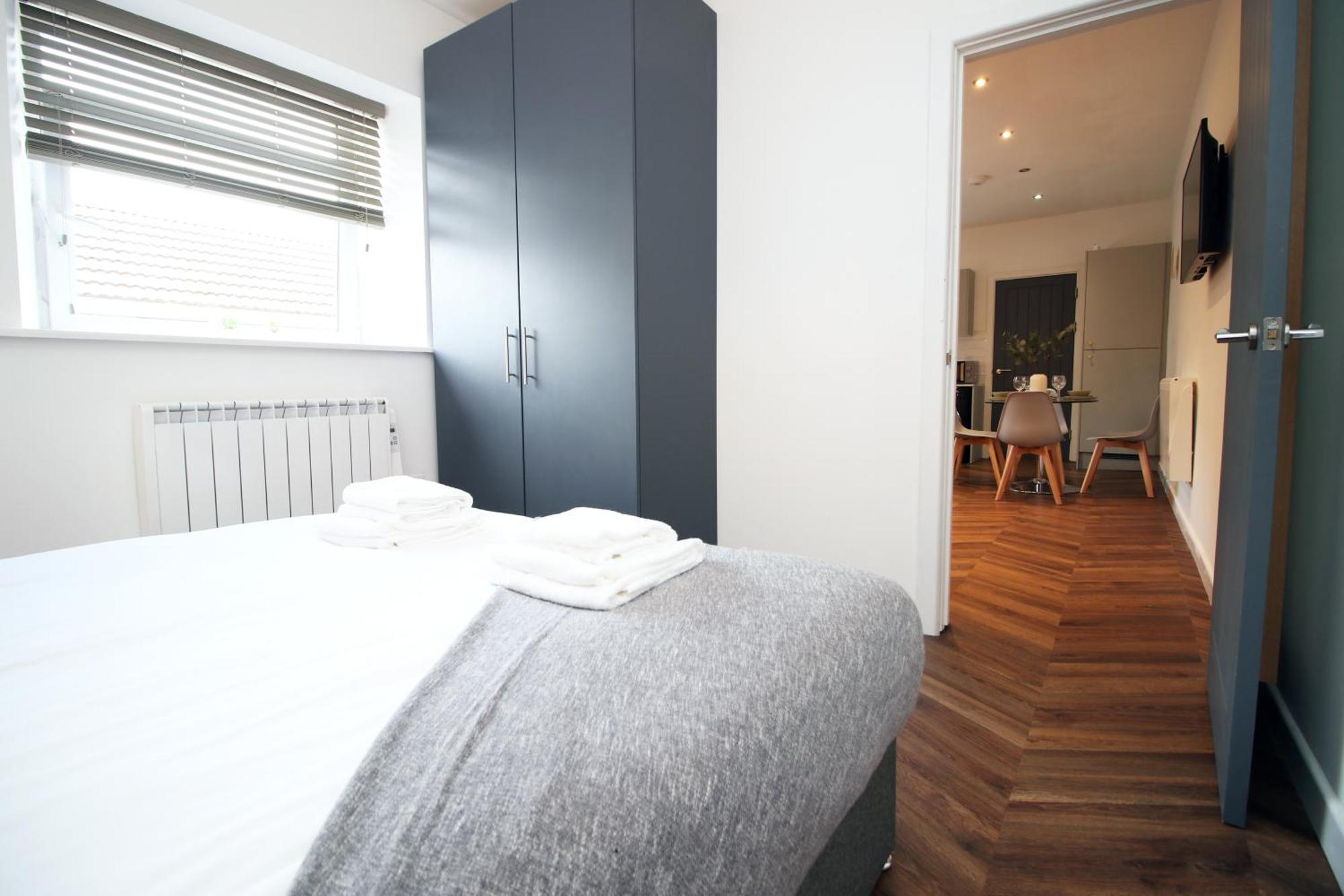 Fully Equipped Kitchen, Parking, City Centre Свонсі Екстер'єр фото