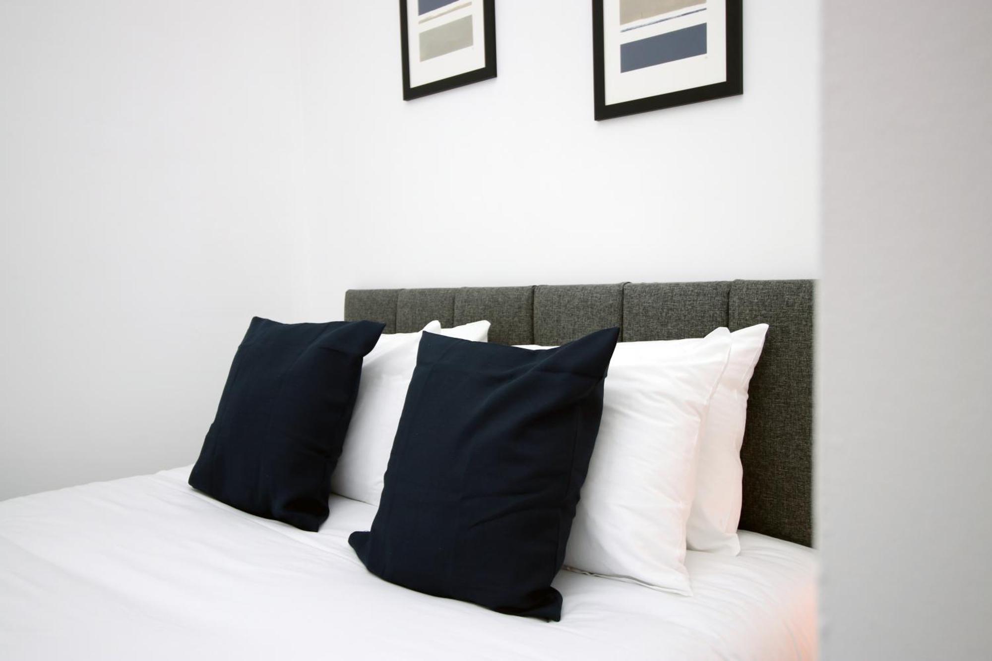 Fully Equipped Kitchen, Parking, City Centre Свонсі Екстер'єр фото