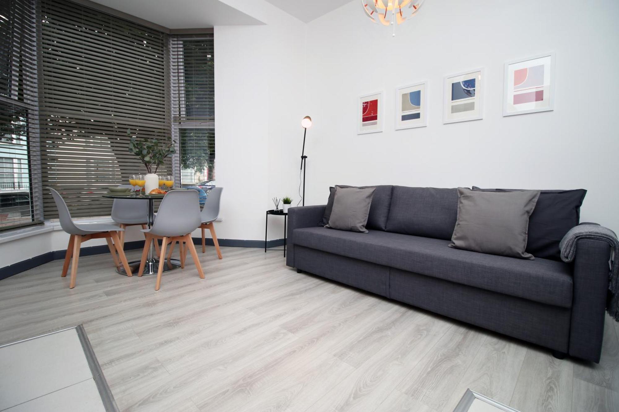 Fully Equipped Kitchen, Parking, City Centre Свонсі Екстер'єр фото