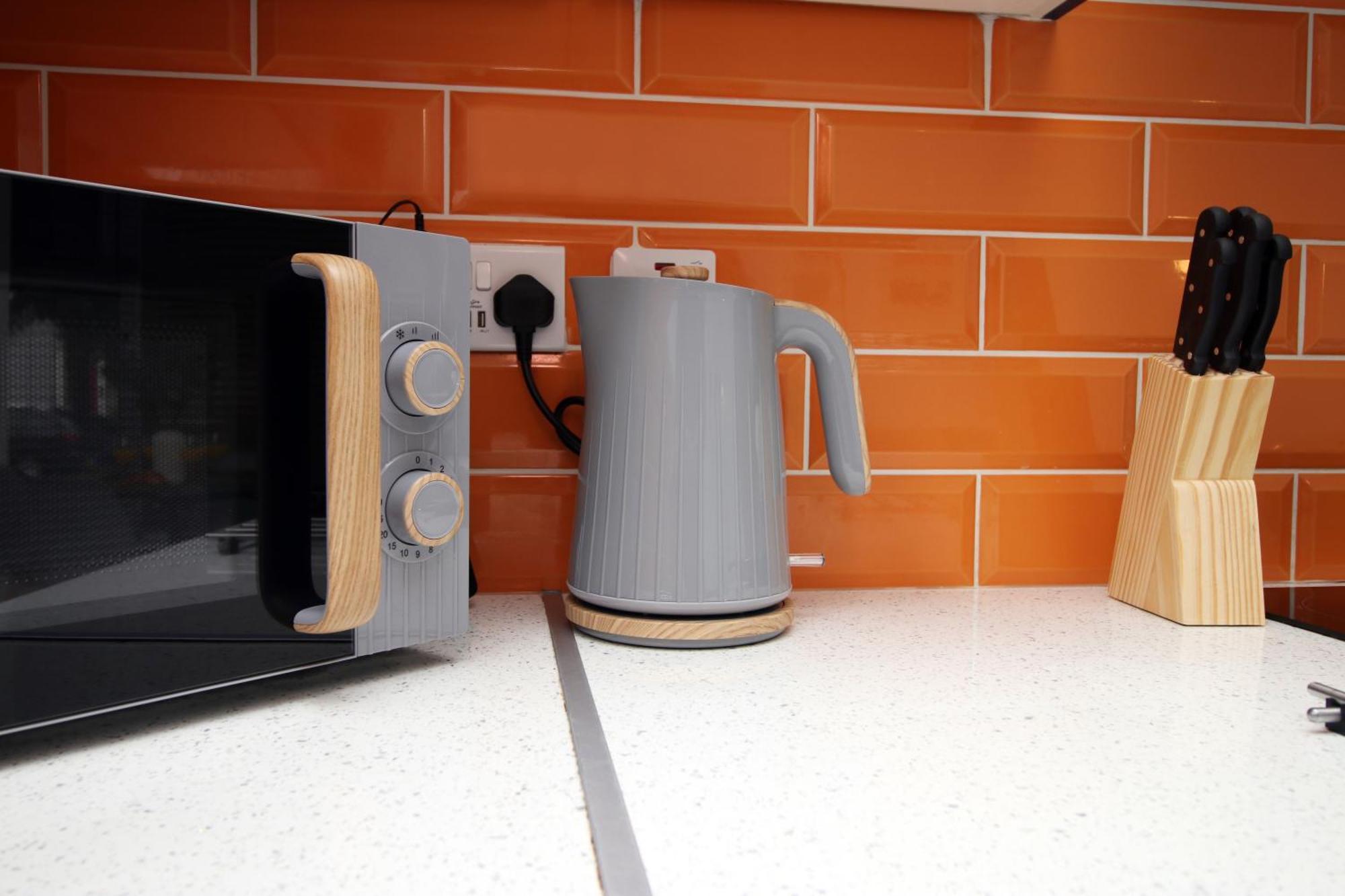 Fully Equipped Kitchen, Parking, City Centre Свонсі Екстер'єр фото